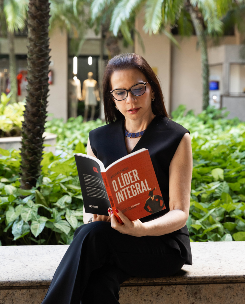 Livro O Líder Integral de Waleska Farias
